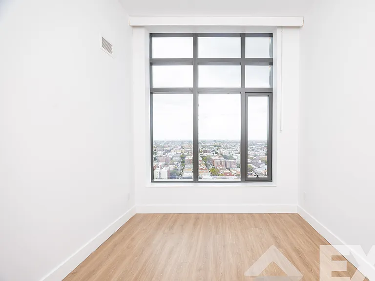 2230 Cropsey Ave #2903 — Photo 6