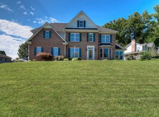 103 Hidden Valley Rd, Johnson City, TN 37601