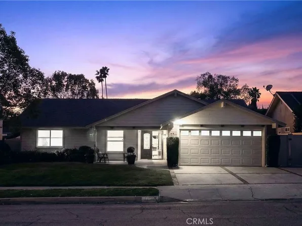 17 N Pinewood Ave, Oak Park, CA 91377