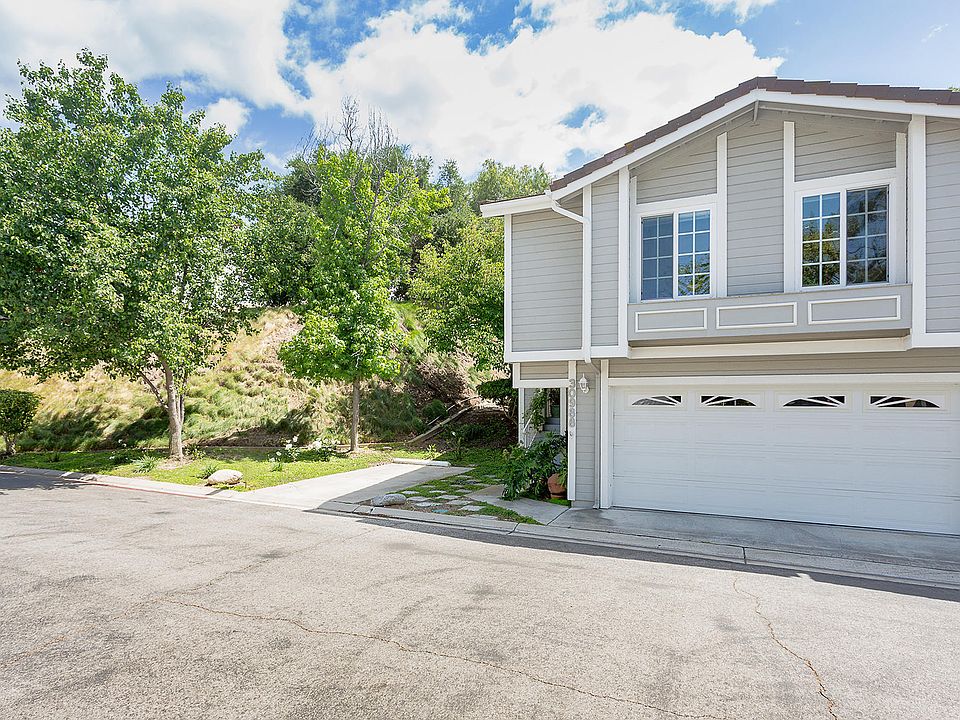 1st image of 30988 Old Colony Way