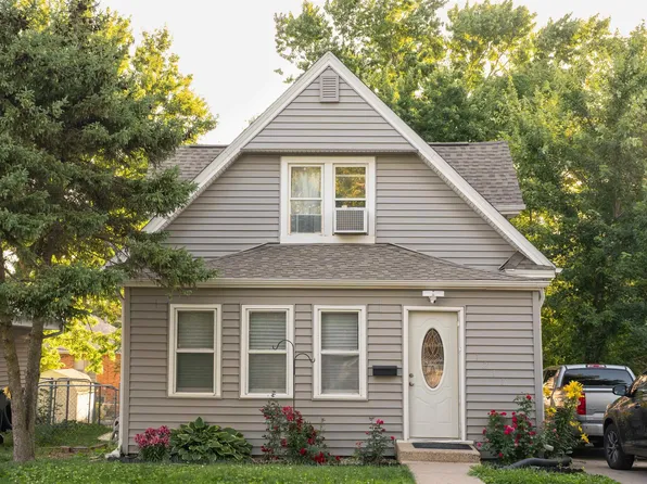 1217 S Helen St, Sioux City, IA 51106