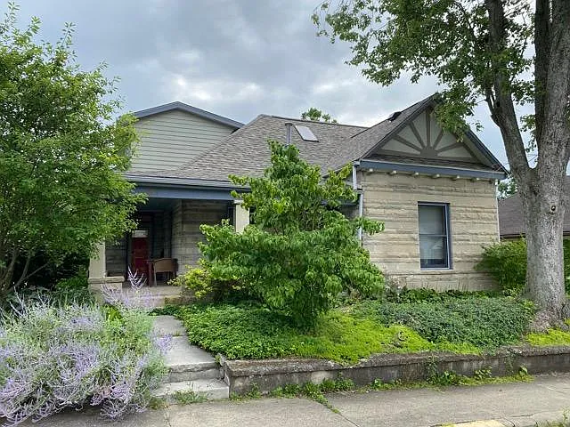 601 S Grant St — Photo 25