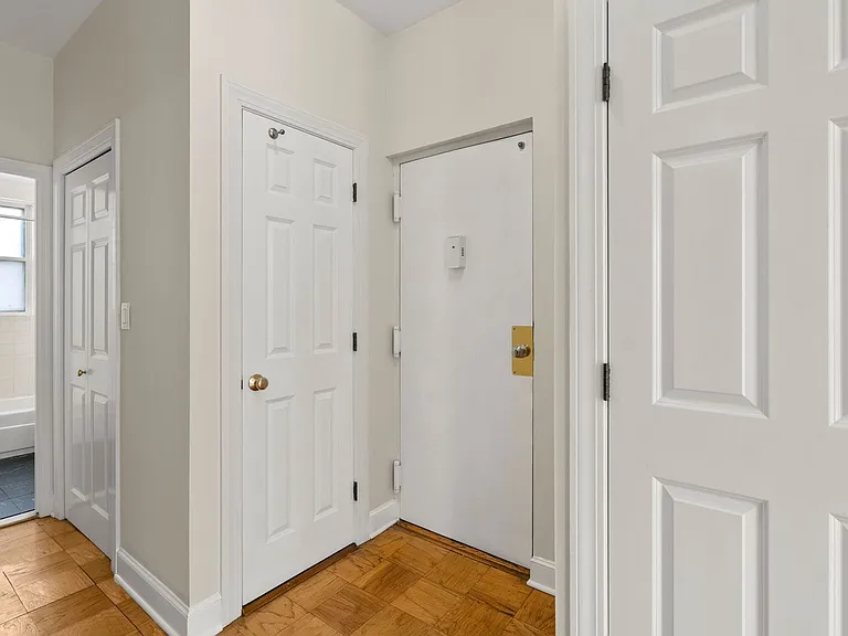 21 Bowdoin St #2C — Photo 10