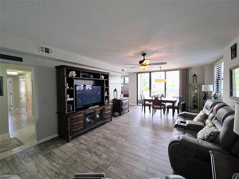 3820 Gulf Blvd #108 — Photo 3