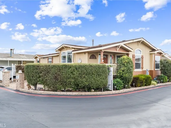 16222 Monterey Ln Space 24, Huntington Beach, CA 92649