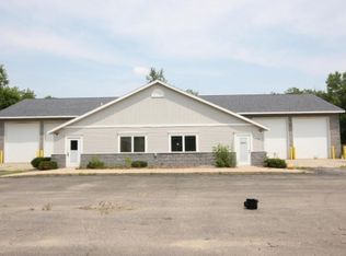 38 State St, Middleville, MI 49333