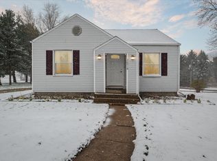 32019 Saint Rd #2, New Carlisle, IN 46552