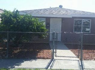 1152 E 70th St, Los Angeles, CA 90001
