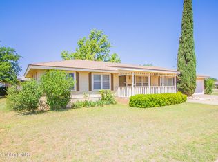 1414 E Lons St, Brownfield, TX 79316