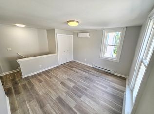 142 Washington St APT 4, Saratoga Springs, NY 12866