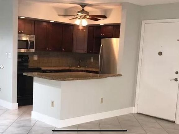 5th image of 9943 N Belfort Cir #115