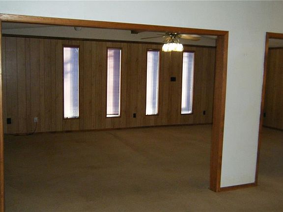 5th image of 4441 Capitol Ave