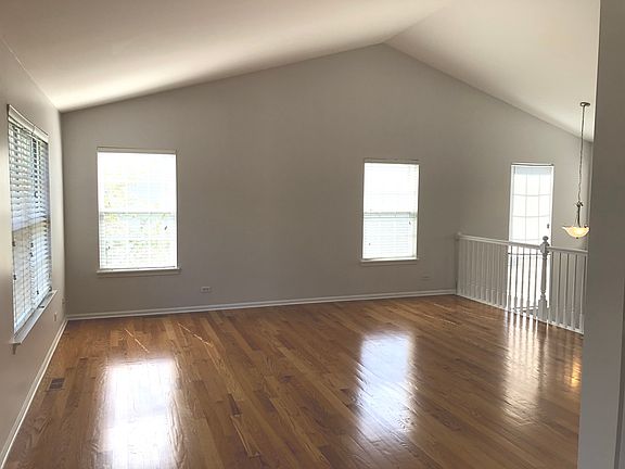 3rd image of 832 Stuarts Dr #832