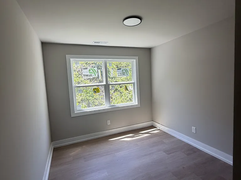 919 N Boyce St — Photo 6
