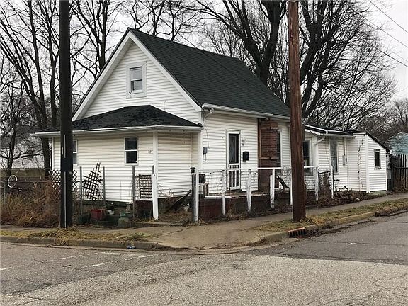 3rd image of 712 John St