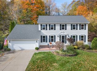 10424 Oviatt Ln, Twinsburg, OH 44087