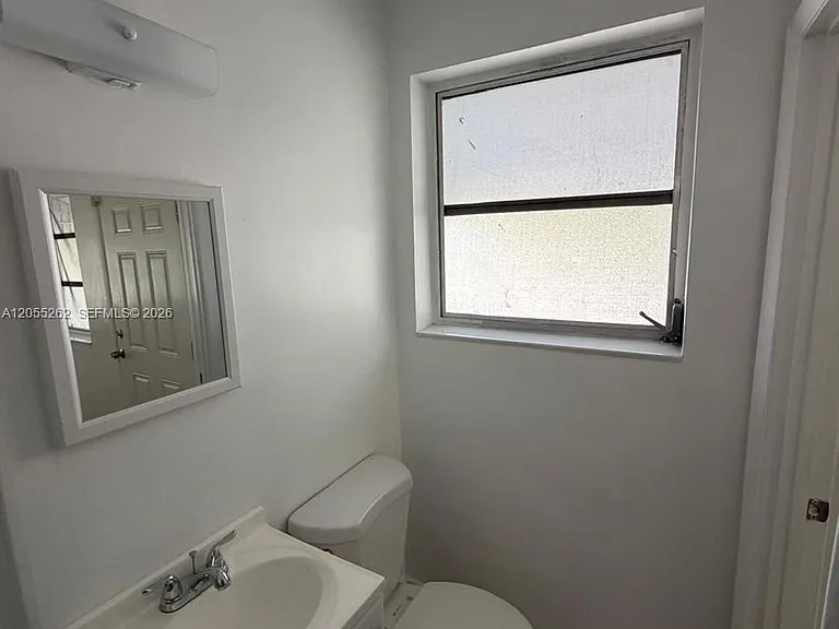 890 NW 55th St #1 — Photo 27