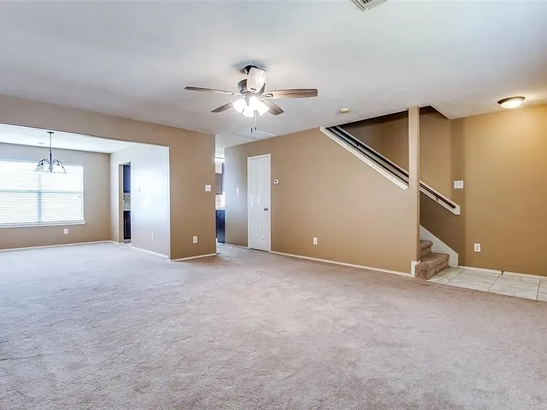 10418 Iris Lake Ct — Photo 6