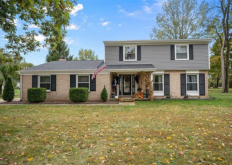 1st image of 6405 Farmington Cir