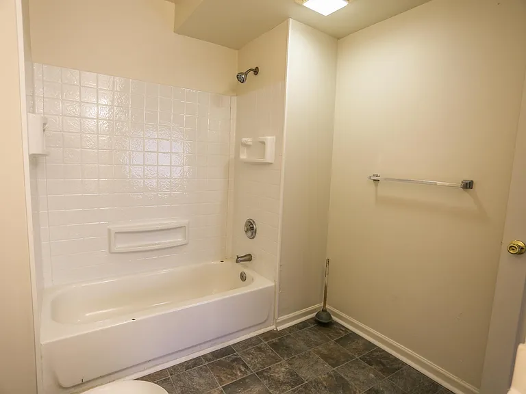 915 Elk St #1 — Photo 14