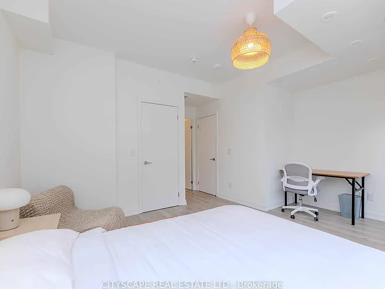871 Sheppard Ave W #46 — Photo 27