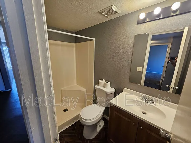 2801 E Monte Cristo Ave #201 — Photo 7