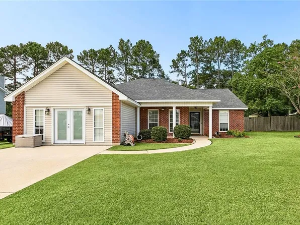 546 Red Bud Ln, Slidell, LA 70460