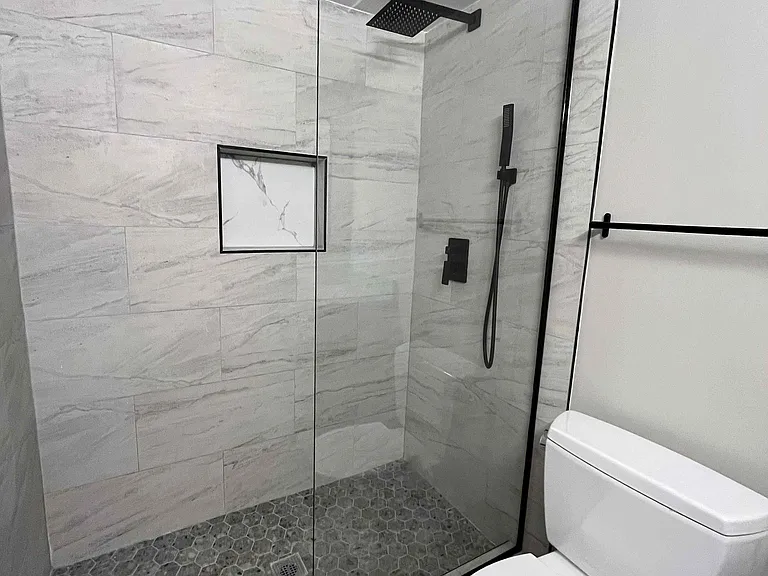 5657 Harpers Farm Rd #B — Photo 12