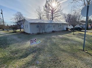 105 Bittersweet Ln, Geneva, IN 46740