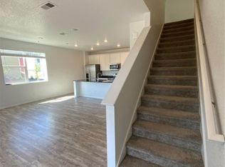 21111 E 60th Ave, Aurora, CO 80019