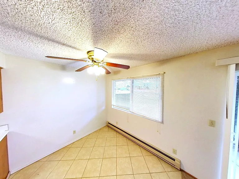 2100 Eldridge Ave — Photo 6