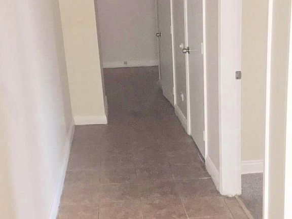 3rd image of 5302 S King Dr