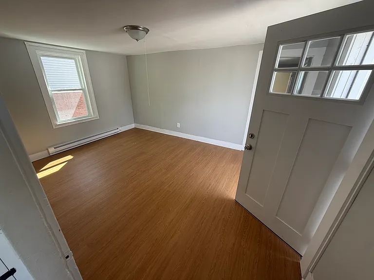85 Mechanic St #2 — Photo 4