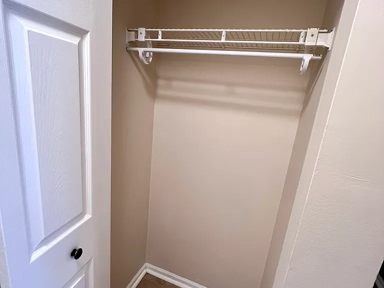 10 Sheffield Dr — Photo 9