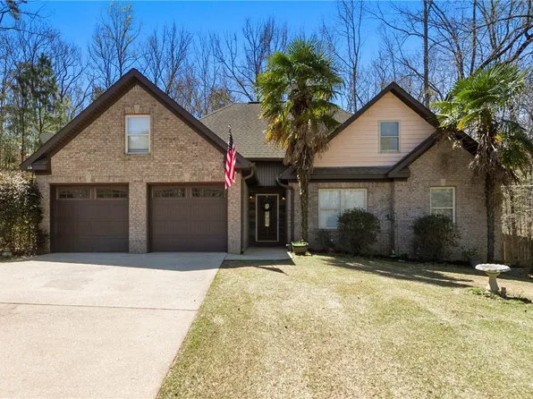 14363 Ashborough Dr, Cottondale, AL 35453