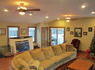 41 Highland Dr, Prospect, CT 06712