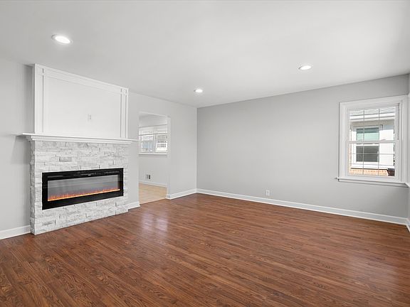 2nd image of 8716 S 50th Ave