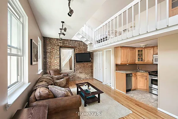 Sold by Town Residential | media 2