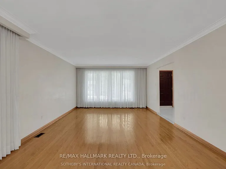 227 Elgin Mills Rd W — Photo 23