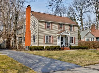 45 Hampshire Dr, Rochester, NY 14618