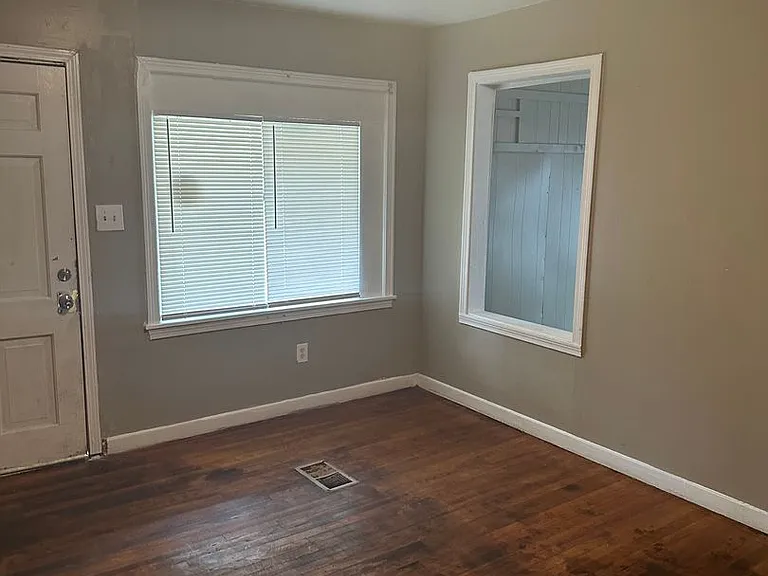 3613 Southland Dr — Photo 4