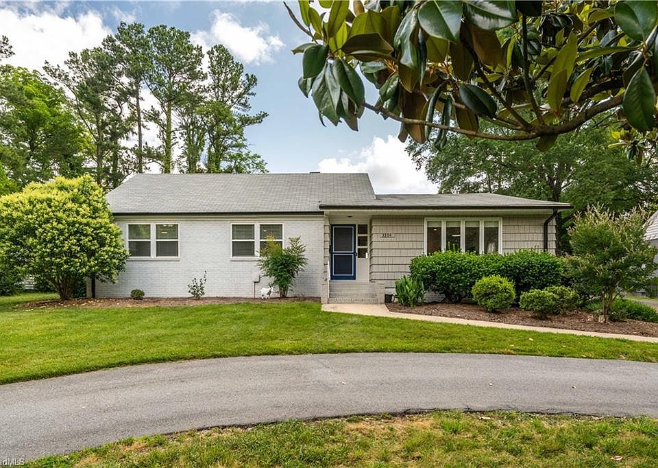 3204 Edgewater Dr, Greensboro, NC 27403 Zillow