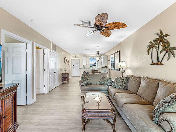 4th image of 160 Palm St #312
