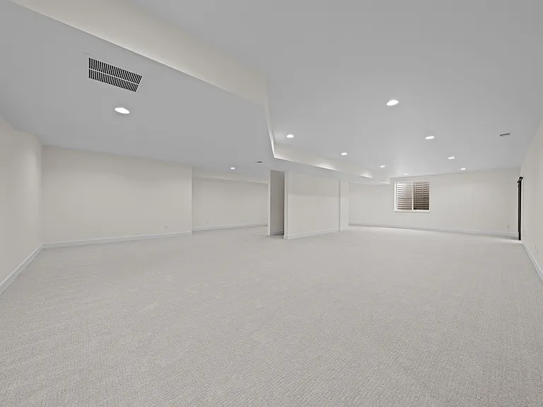 1277 Eliza Ave — Photo 26
