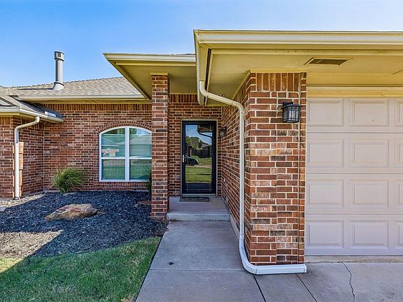 5th image of 16100 Katie Ridge Dr