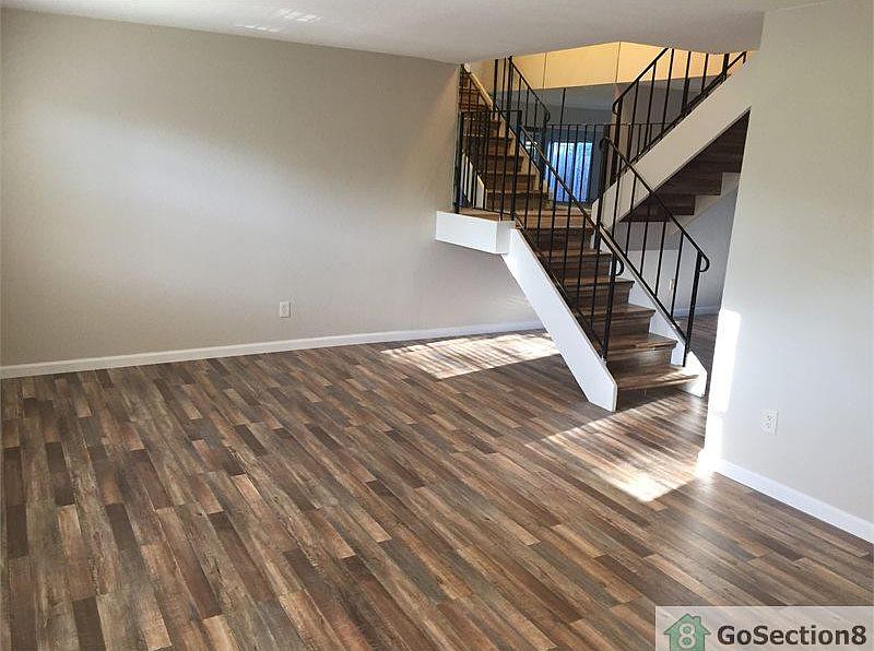 2nd image of 7554 Phoenix Park Dr