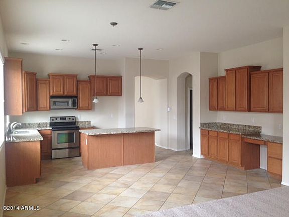 2nd image of 8809 W Myrtle Ave