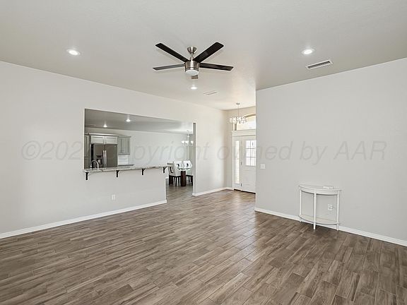 4th image of 102 Axis Ln