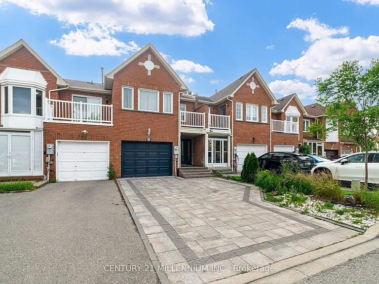 30 Queensmill Ct — Photo 2