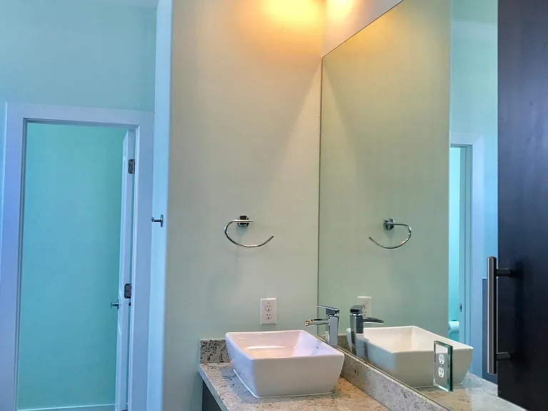 1406 Spring St — Photo 13